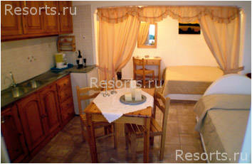 Ilias Villa 8